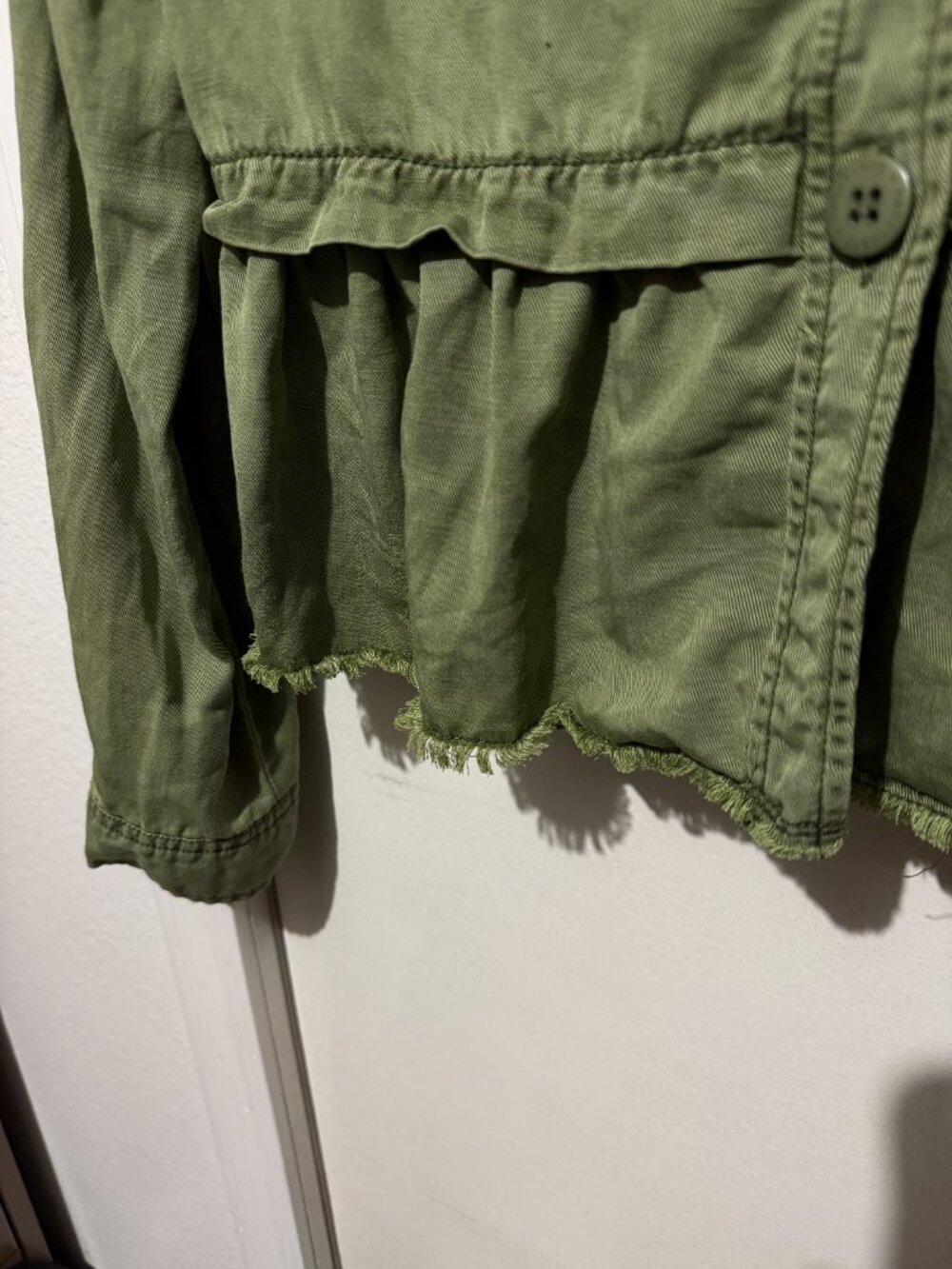 Sanctuary Olive Green Utility Peplum Raw Hem Jacket - XS - Picture 6 of 9
